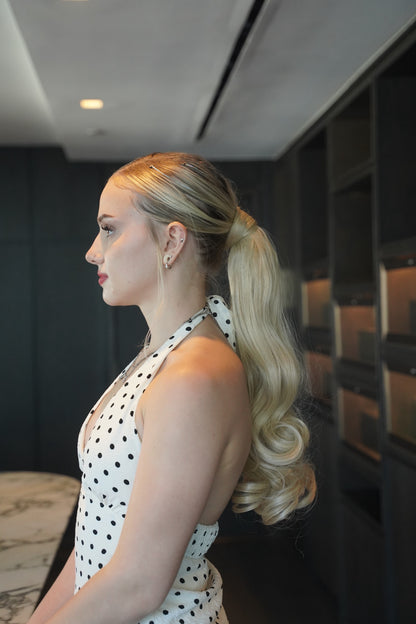 Blond Bouncy Louise - sleeve pocket ponytail Blond